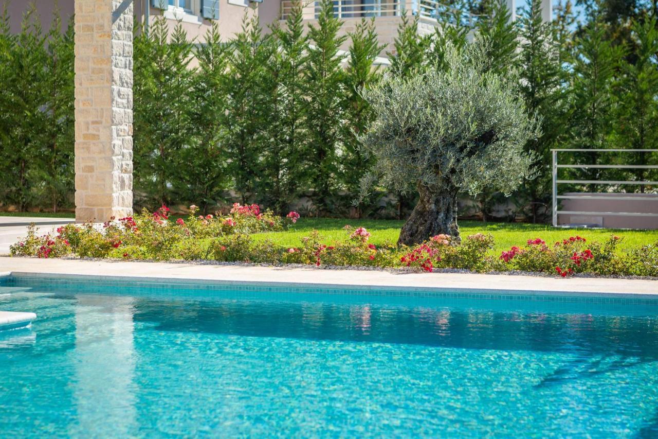 ברטוניגלה Villa Celeste By Ilc מראה חיצוני תמונה